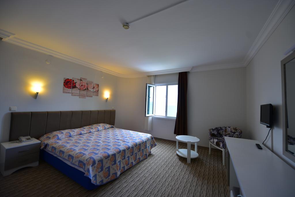 Alder Hotel Ayvalı Exterior foto